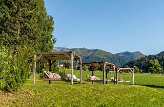 Gartenlounge 1 Sunstar Hotel Klosters Schweiz s