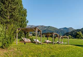 Gartenlounge 1 Sunstar Hotel Klosters Schweiz s