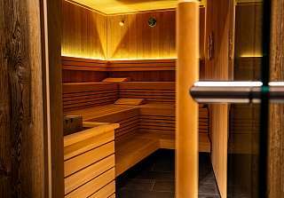 Beautiful and modern sauna area at Sunstar Klosters