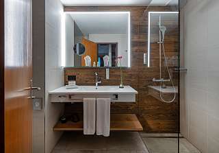 Chambre Double Comfort  - Sunstar Hotel Klosters Suisse